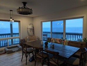 Interior - Perfectly Remodeled Condo w/ Panoramic Ocean Views
(San Diego)