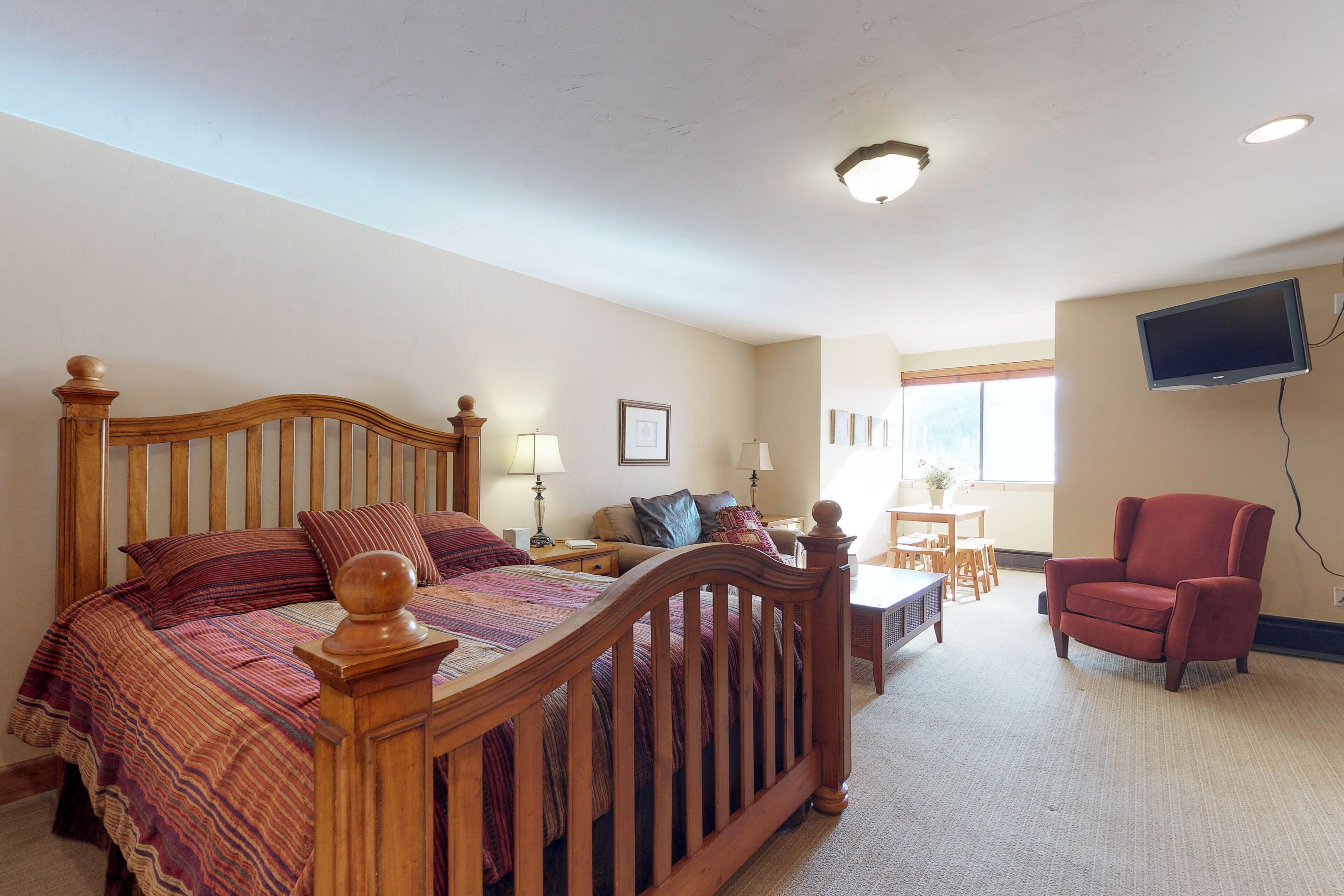 Penthouse, 2 Bedrooms | Bed sheets