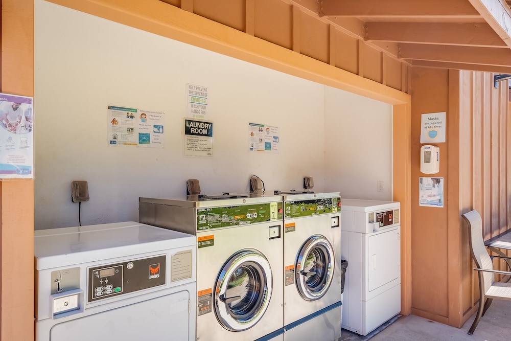 Hotel Moloka'i by null