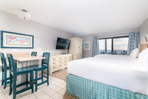 Room (Studio) | Living area - Sandbars Inn (North Truro)