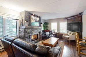 公寓客房, 3 間臥室 (Bunk Bed) | 起居區