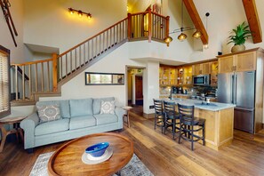 Townhome, 4 Bedrooms | Living area