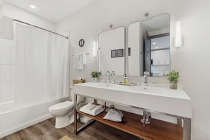 Condo, 1 Bedroom | Bathroom - Muse Nashville (Nashville)