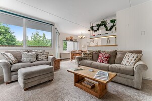 Apartment, 2 Bedrooms (Deluxe) | View from room