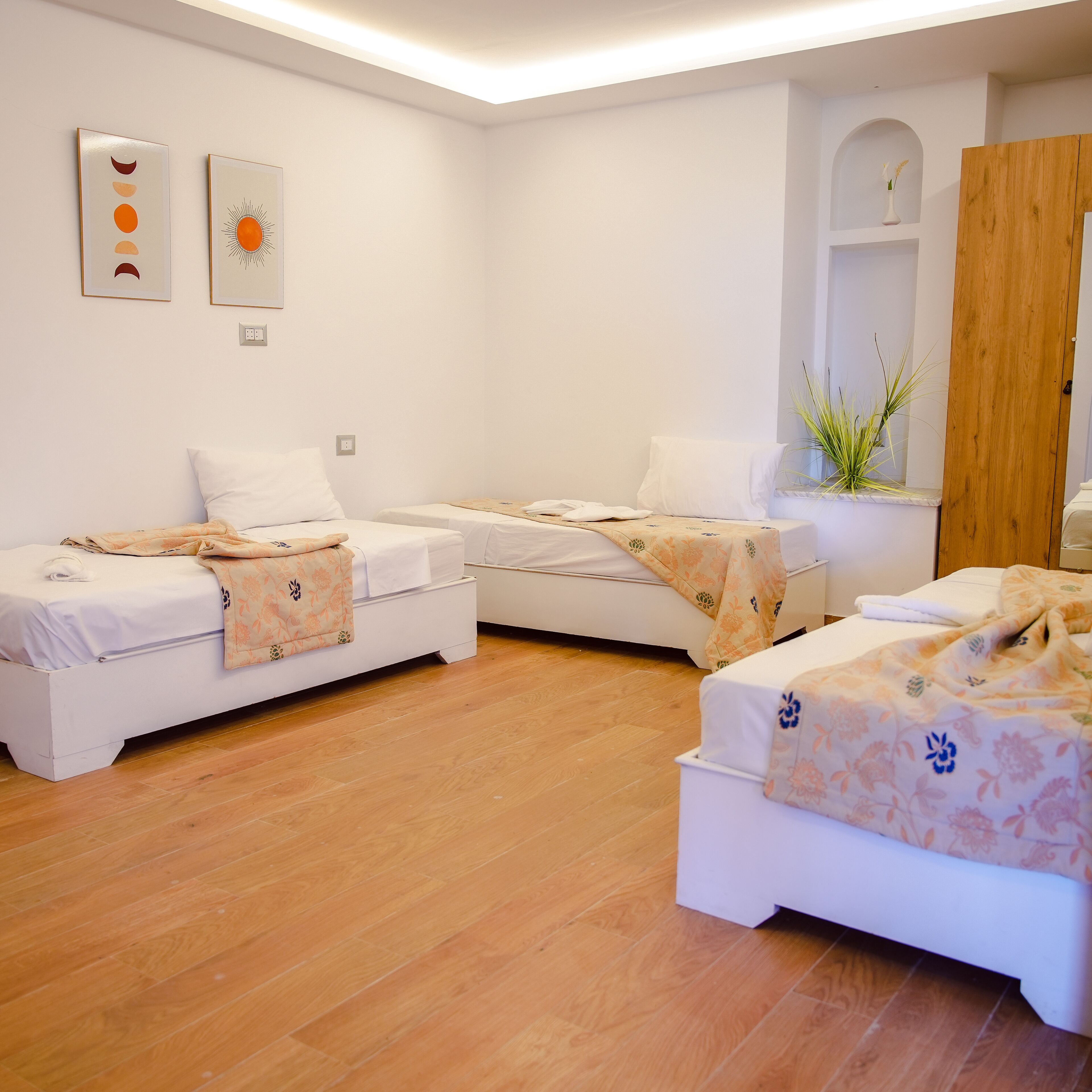 Luksussuite, strandutsikt | Skrivebord, lydisolert og sengetøy