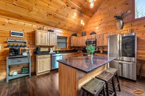 Private kitchen - Whispering Pines Retreat By Ghosal Luxury Lodging (Gatlinburg)