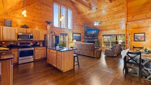 Family Cabin | Ruang tamu | TV skrin rata 
