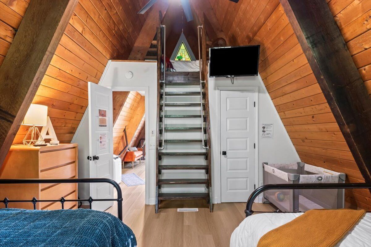 4 soverom, strykejern/-brett, reiseseng for barn og wi-fi