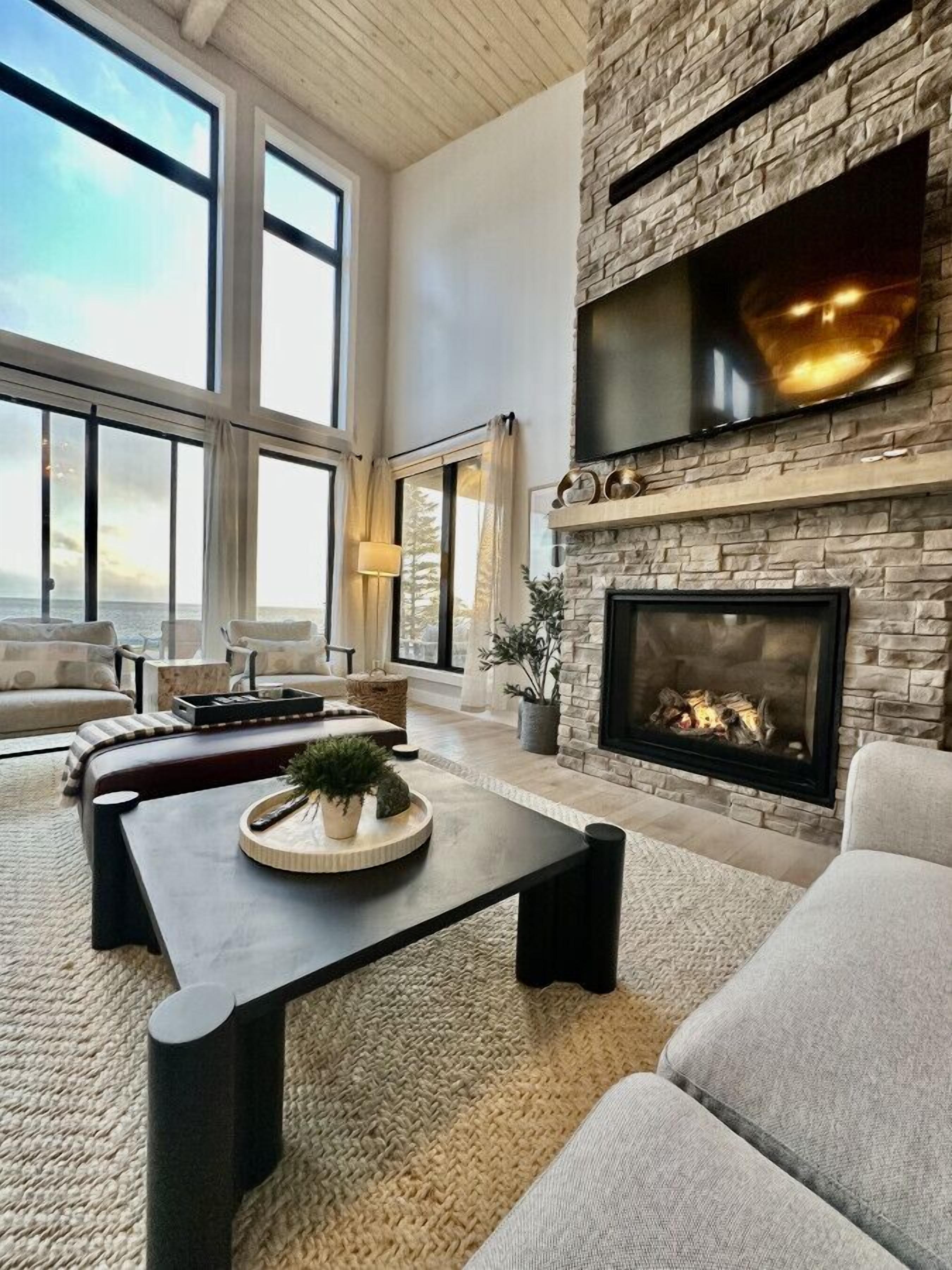 Smart TV, fireplace, offices