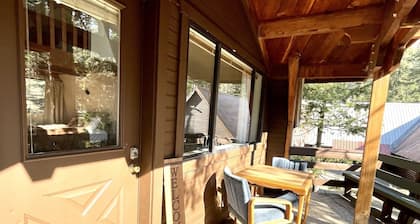 Cozy chalet Lake Tahoe area