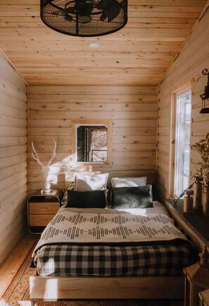 4 Schlafzimmer, Bügeleisen/Bügelbrett, kostenloses WLAN, Bettwäsche