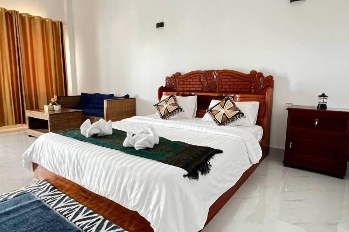 1 bedroom, in-room safe, desk, free WiFi