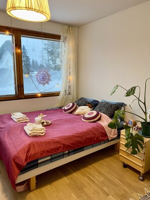1 bedroom, free WiFi, bed sheets
