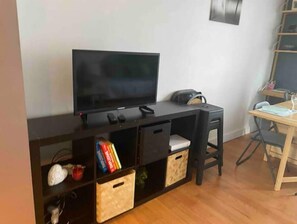 Interior - Grand Paris / Stade de France (Aubervilliers)