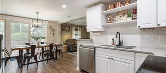 Cozy house near Beaver Lake & Hobbs State Park