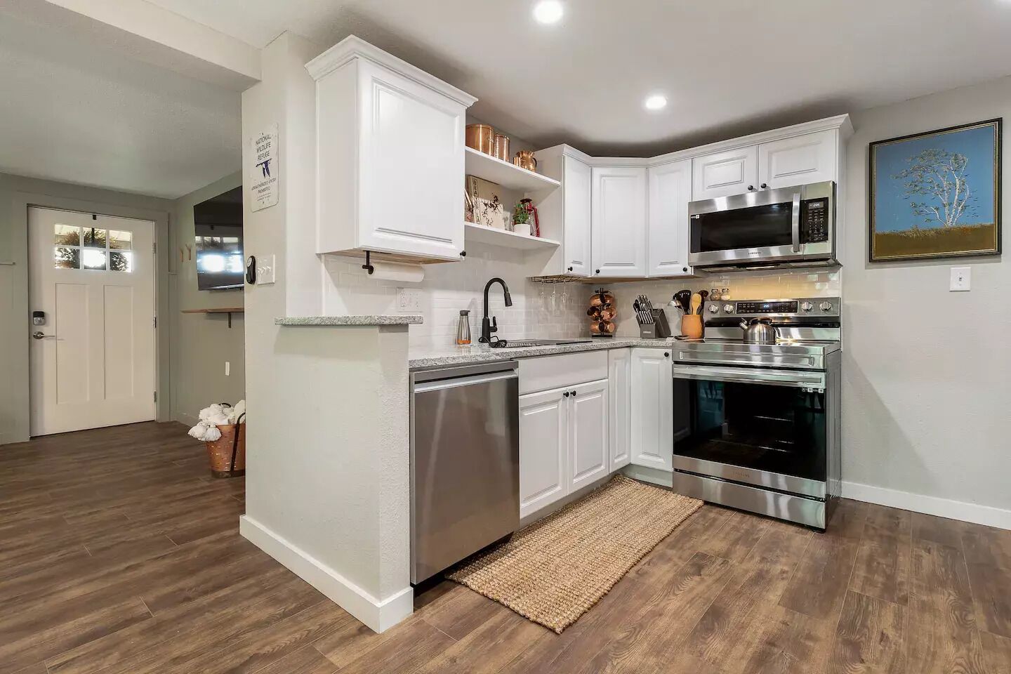 Refrigerador, microondas, horno, placa de cocina