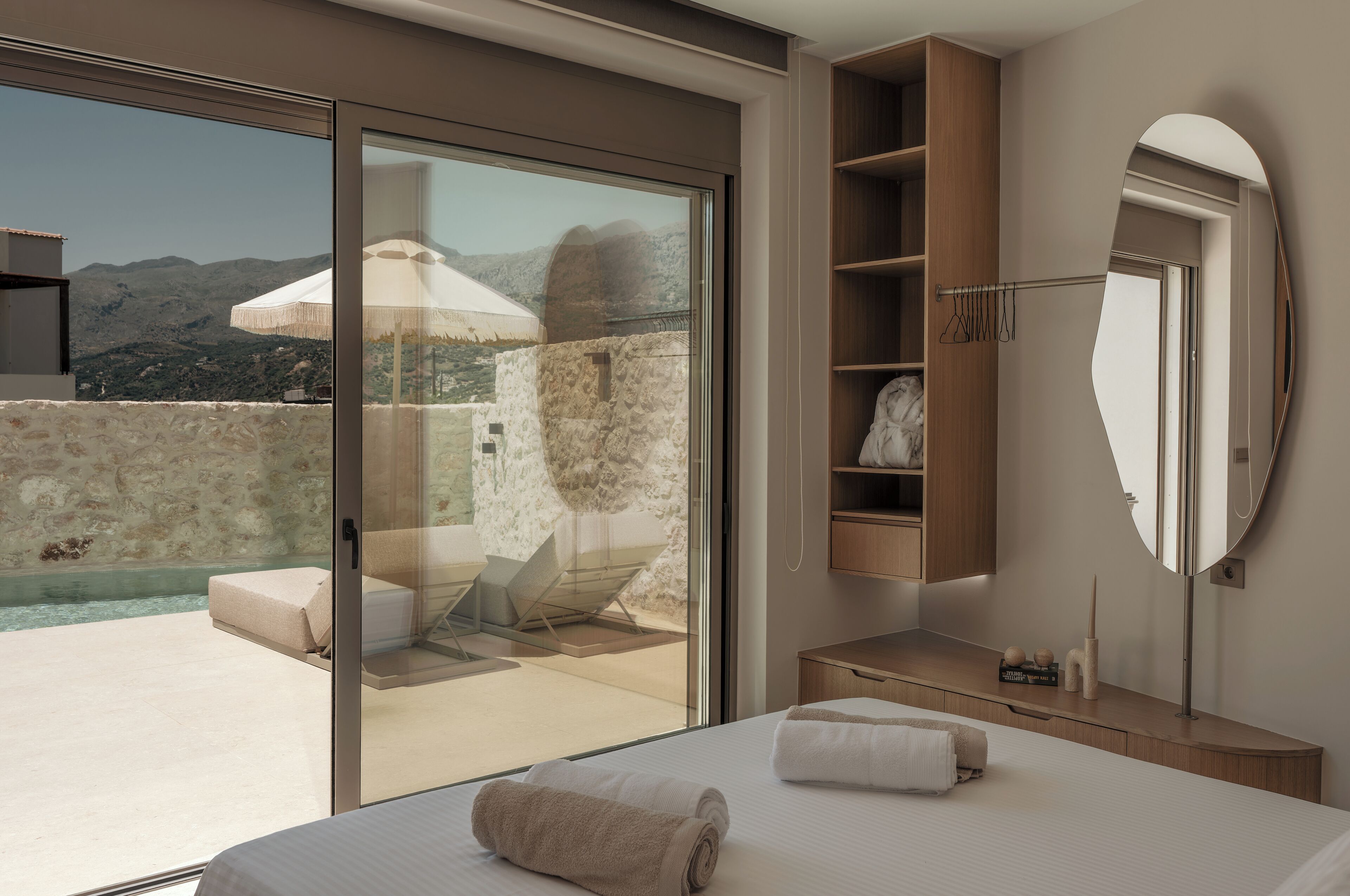 Egyptian cotton sheets, premium bedding, memory-foam beds, in-room safe