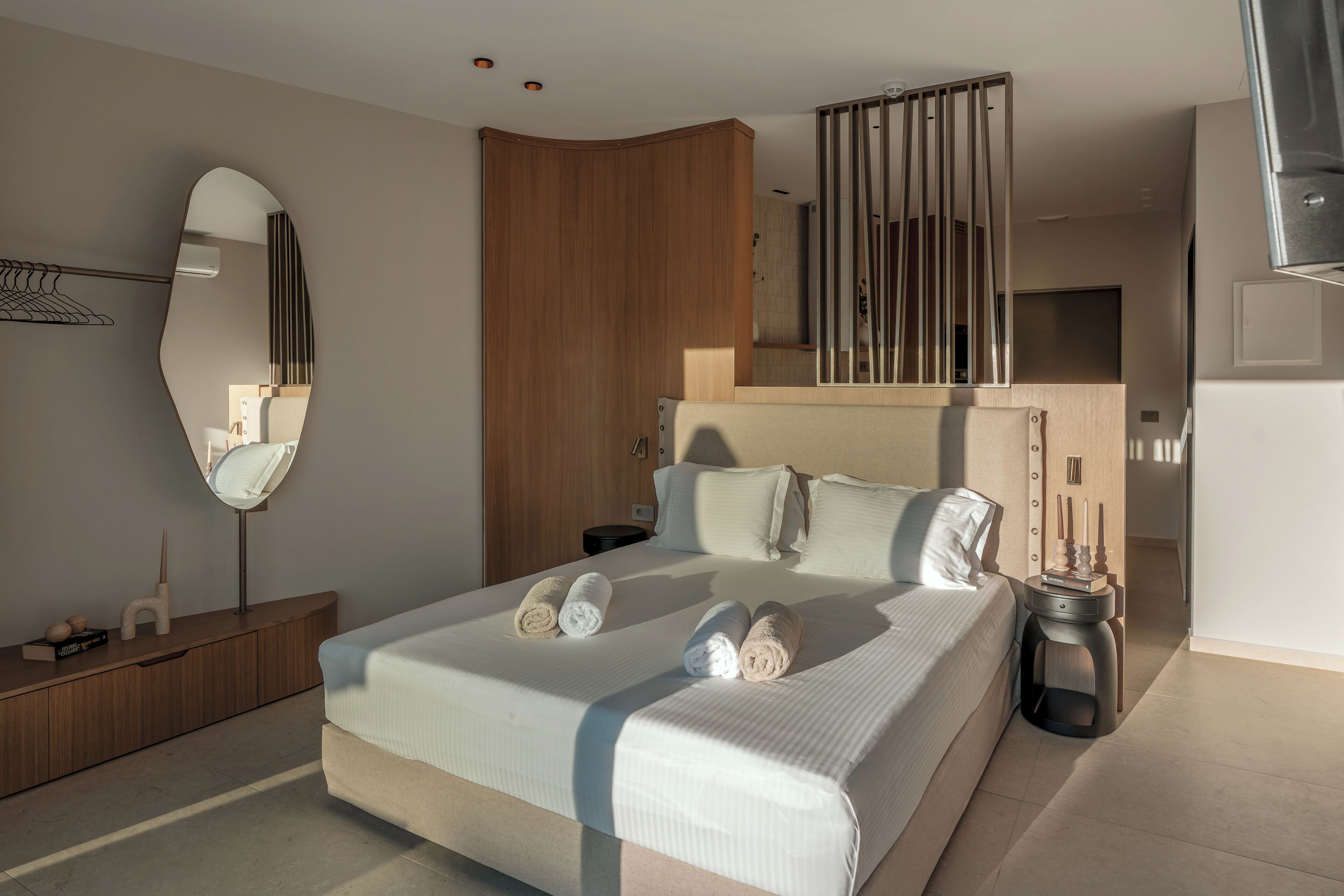 Egyptian cotton sheets, premium bedding, memory-foam beds, in-room safe
