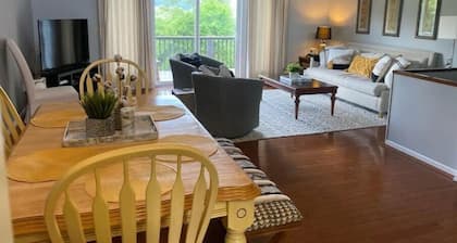Backdoor Golf course 2 Bedroom Condo