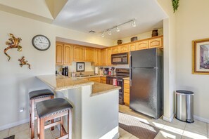 Refrigerador, microondas, horno, lavavajillas