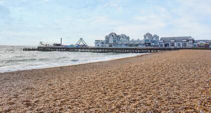 Cosy Retreat Near The Beach