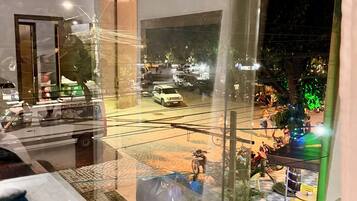 Estúdio superior, vista para a cidade | Vista para a rua