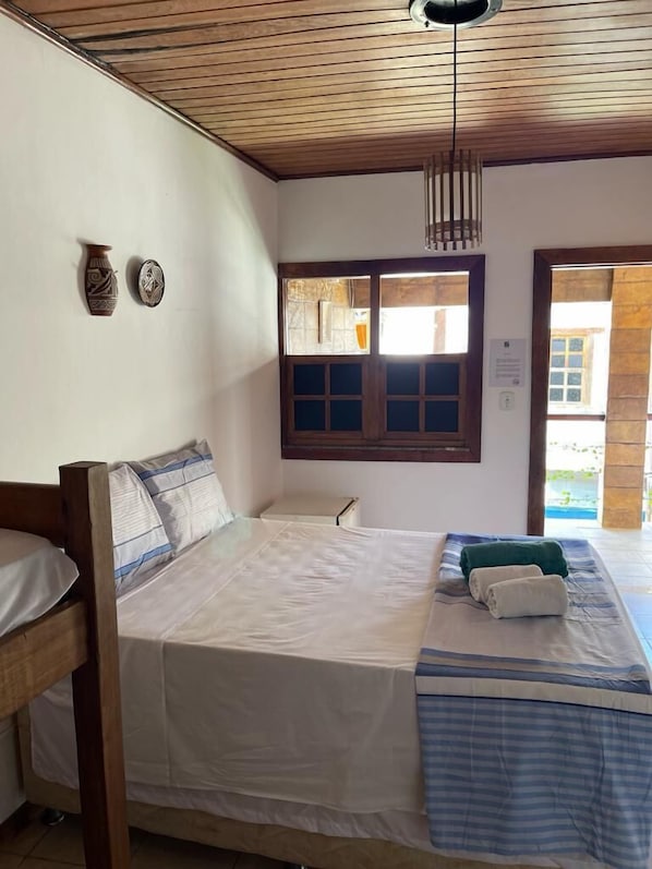 Kamar Quadruple Comfort | Kedap suara, Wi-Fi gratis, dan seprai linen