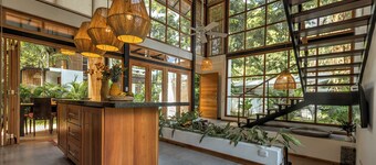 Villa Alegría. Modern tropical style surrounded by nature