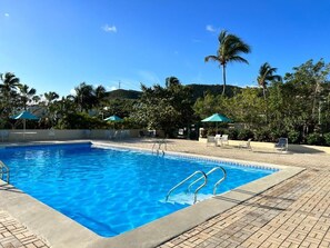 Udendørs pool