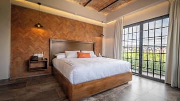 Habitación doble de lujo, 1 cama King size, vista a la ciudad | Sábanas de algodón egipcio, ropa de cama de alta calidad y edredón