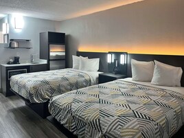 Skrivbord, mörkläggningsgardiner, strykjärn/strykbräda och gratis wi-fi