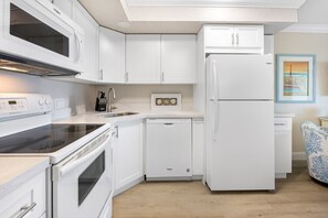 Fridge, microwave, oven, stovetop - Beautiful Water Views from this Condo (Captiva)