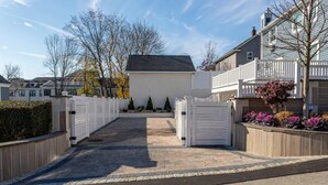 Uklassifisert bilde, 2 av 35, knapp