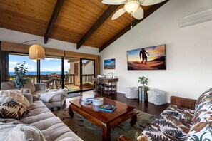 Appart'hôtel, plusieurs lits (Kona Coast Resort at Keauhou Gardens ) | Coin séjour