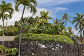 Condo, Multiple Beds (Alii Cove#S1) | Property grounds - Alii Cove#s1 (Kailua-Kona)
