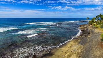 Condo, Multiple Beds (Keauhou Kona Surf and Racquet Club 3-) | Beach