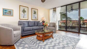 Condo, 1 King Bed with Sofa bed (Kona Pacific C618 Top fl Seaview With) | Living area