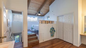 Condo, Multiple Beds (Kailua Bay Resort 4-303)