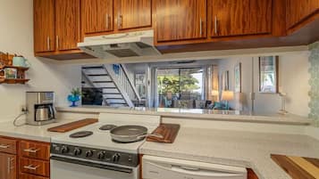 Condo, Multiple Beds (Kailua Bay Resort 4-303) | Private kitchen