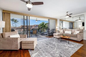 Condo, 1 King Bed with Sofa bed (Kona Alii 410) | Living area