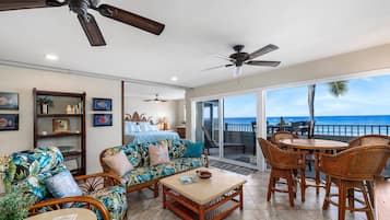 Condo, Multiple Beds (Banyan Tree 301: Oceanfront 2/2 Remod) | Interior