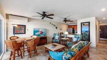 Condo, Multiple Beds (Banyan Tree 301: Oceanfront 2/2 Remod) | Living area