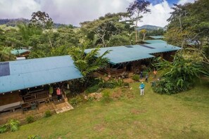 Exterior - Finca Anjala - Architectural lodge on sustainable (1 KM Sur Este Platanares Perez Zeledón)