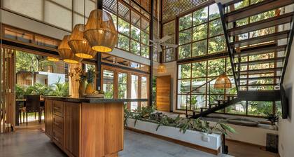 Porto Alegre Resort. 2 villas, 1 pool, 14 guests