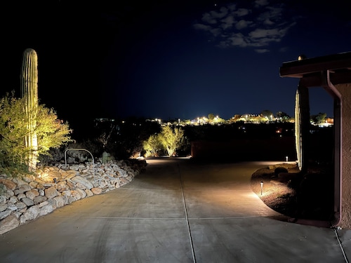 NW Tucson family friendly house with Catalina mountain views