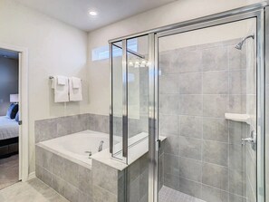 Hair dryer, towels - 5BD Windsor Island Private Pool  (WI 1900) (Davenport)