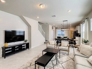 TV - 5BD Windsor Island Resort Private Pool (WI 1177) (Davenport)