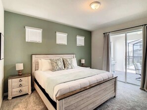 5 bedrooms, travel cot, WiFi, bed sheets - 5BD Windsor Island Resort Private Pool (WI 1177) (Davenport)