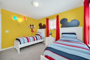 5 habitaciones, cuna de viaje, wifi y ropa de cama 