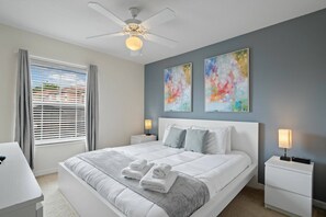 3 chambres, lit parapluie, Wi-Fi, draps fournis